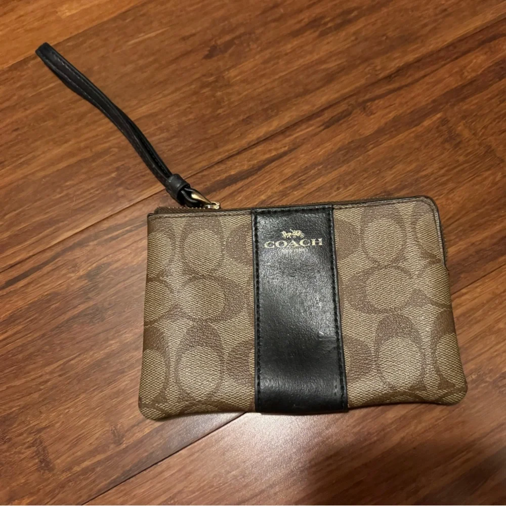 Coach Corner Zip Wristlet Signature Canvas Logo Clutch Tan Gold Black Leather - Picture 3 of 8